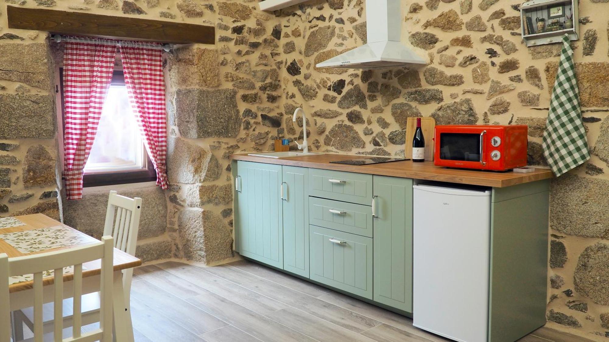 Apartamentos Muralla Sacra Sober Dış mekan fotoğraf