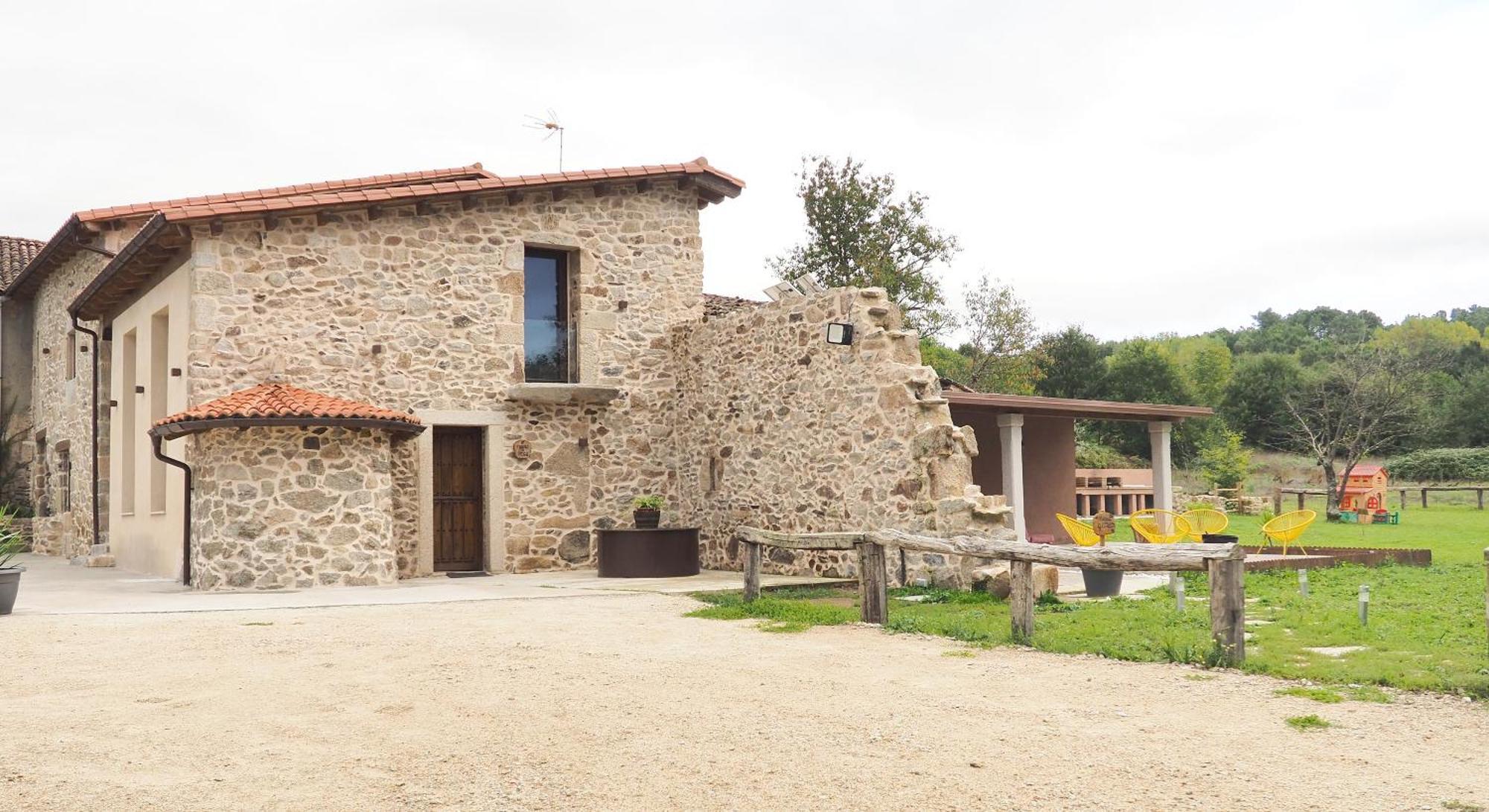 Apartamentos Muralla Sacra Sober Dış mekan fotoğraf