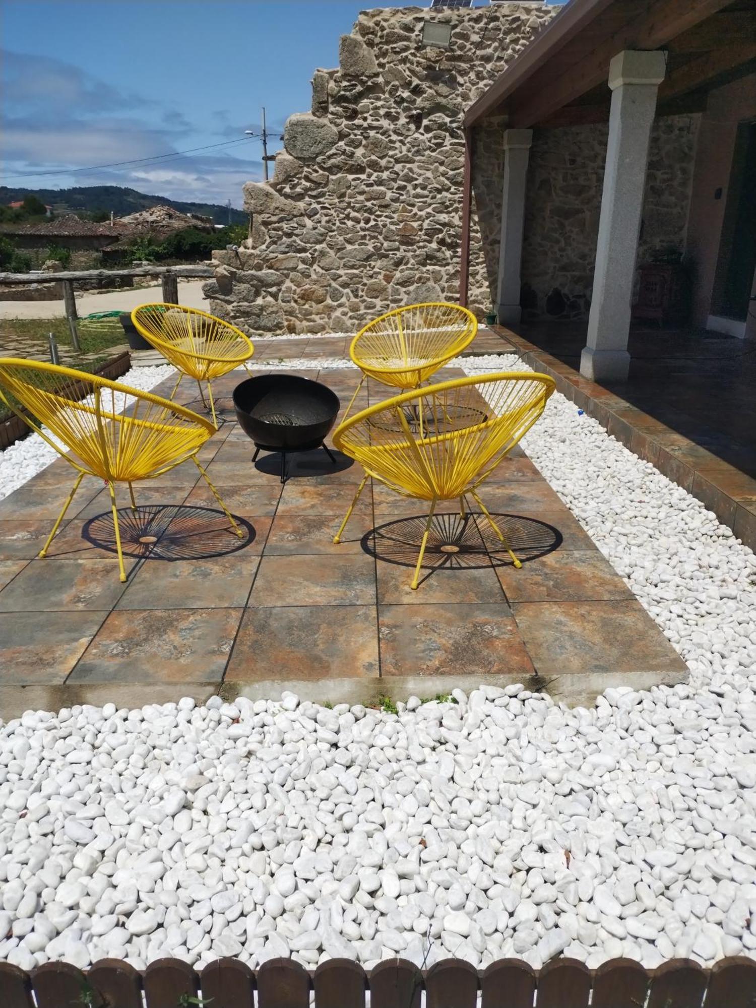 Apartamentos Muralla Sacra Sober Dış mekan fotoğraf